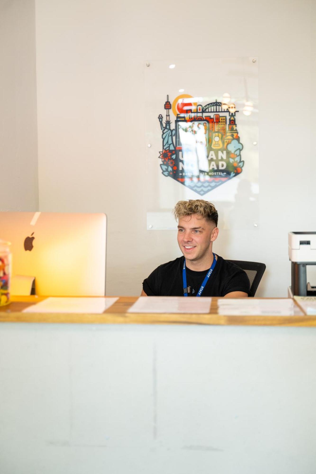 Urban Nomad Potts Point - 18 To 39 Only Vandrarhem Sydney Exteriör bild
