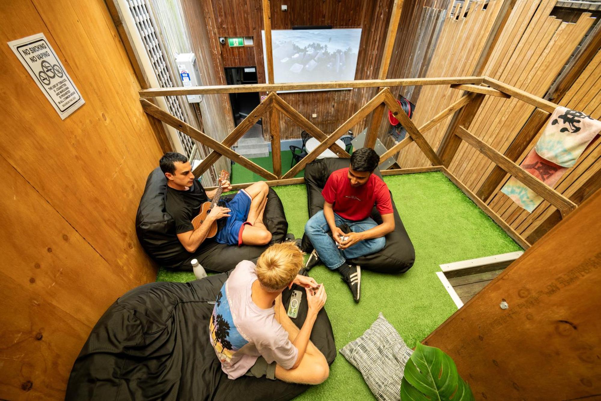 Urban Nomad Potts Point - 18 To 39 Only Vandrarhem Sydney Exteriör bild