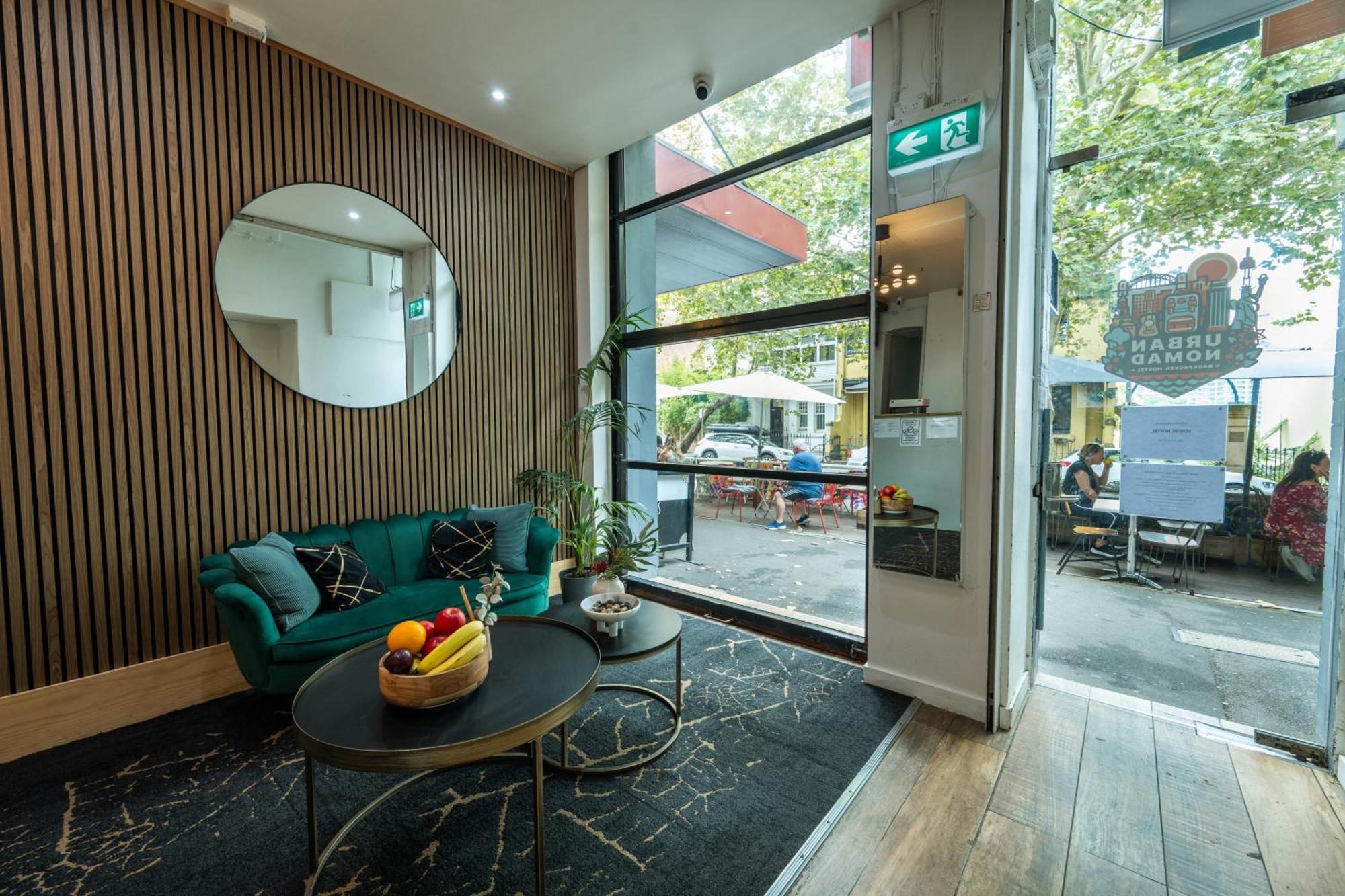 Urban Nomad Potts Point - 18 To 39 Only Vandrarhem Sydney Exteriör bild